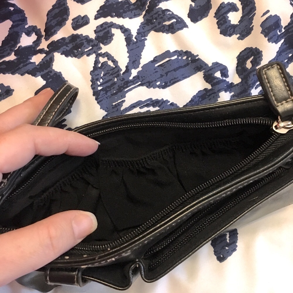 ✨Free with purchase✨ - Picture 3 of 3